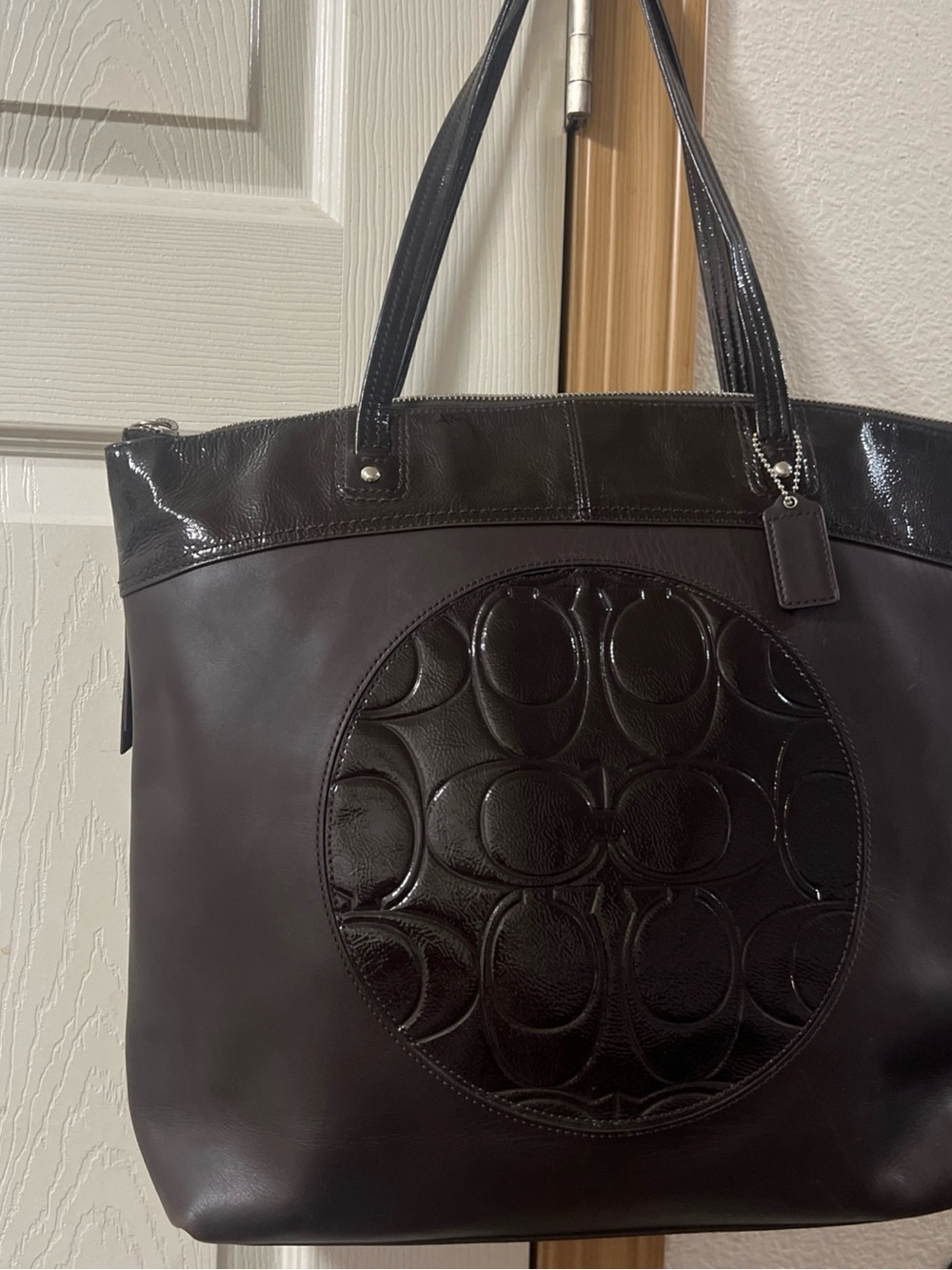 Coach Laura Leather Embossed Signature Large Tote Bag Purse  brown